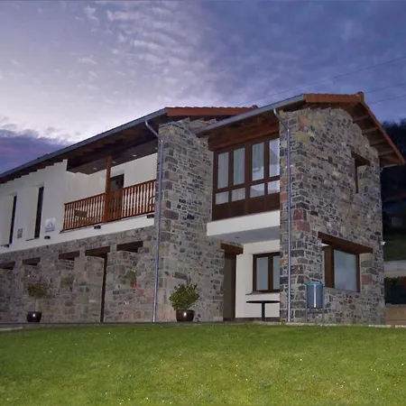 Apartament Rurales Penon Blanco Penerudes