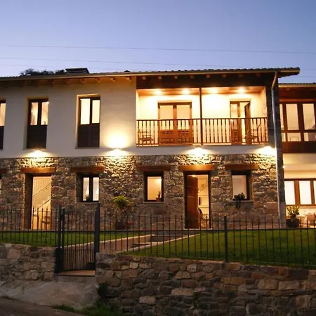 Apartament Rurales Penon Blanco Penerudes